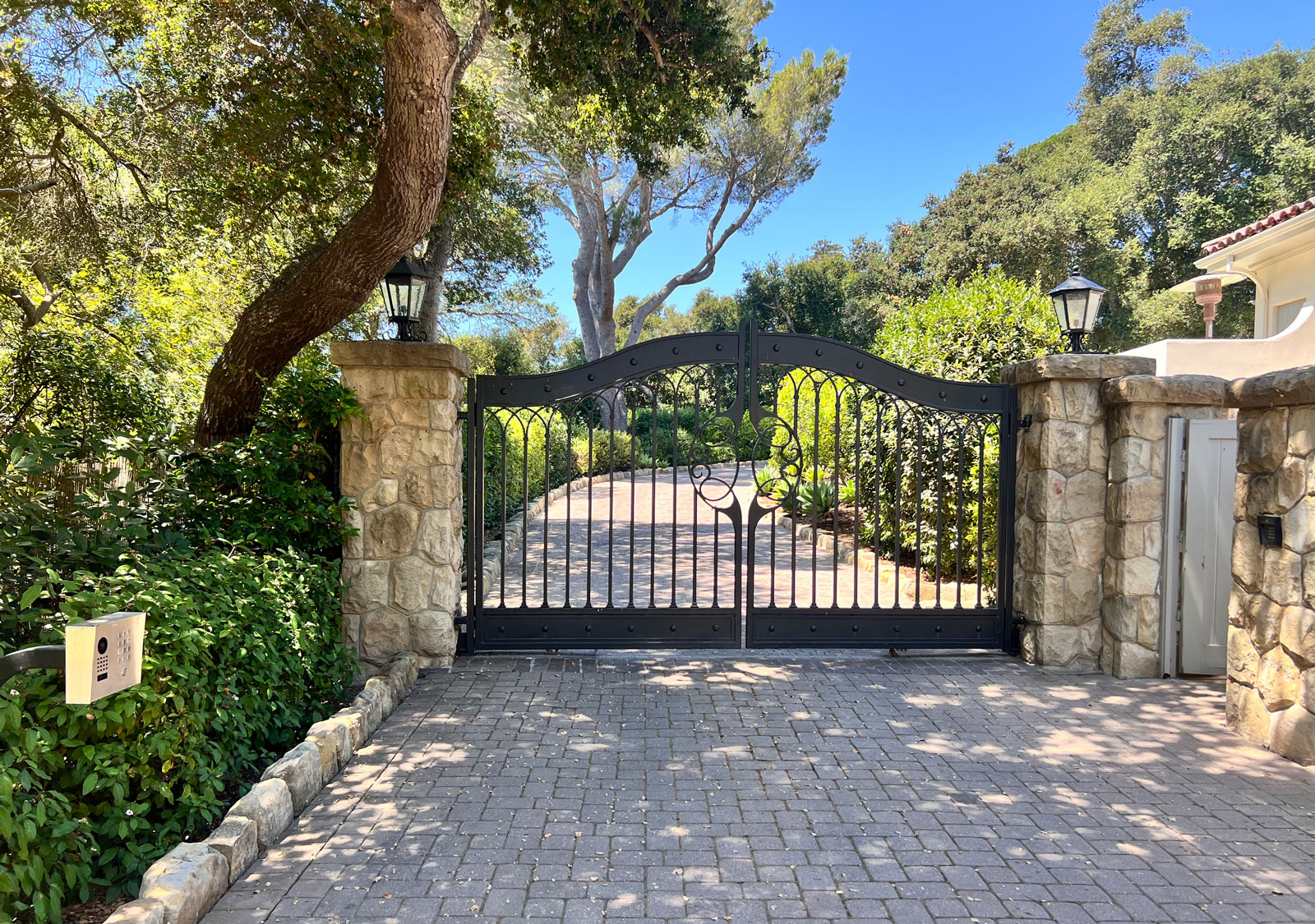 Custom gate installation in Santa Barbara