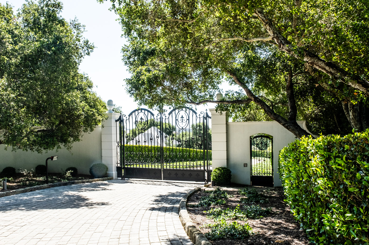 Santa Barbara estate gate installation
